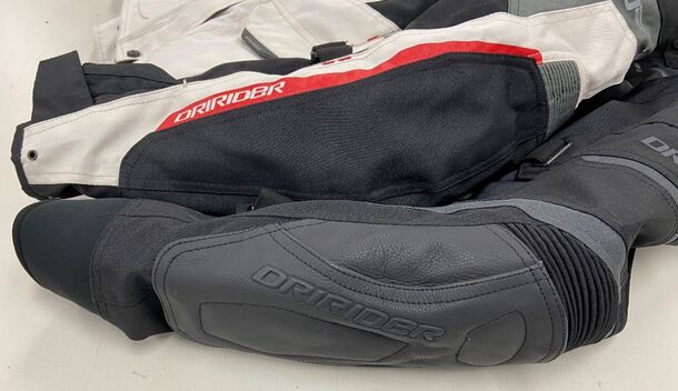 Elbow protection areas of the Climate EXO 4 and Apex 5