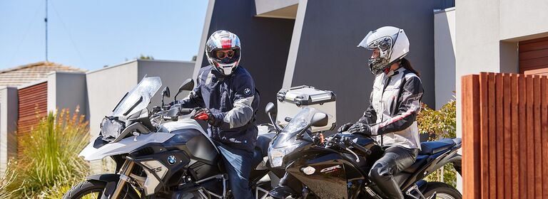 riders in driveway